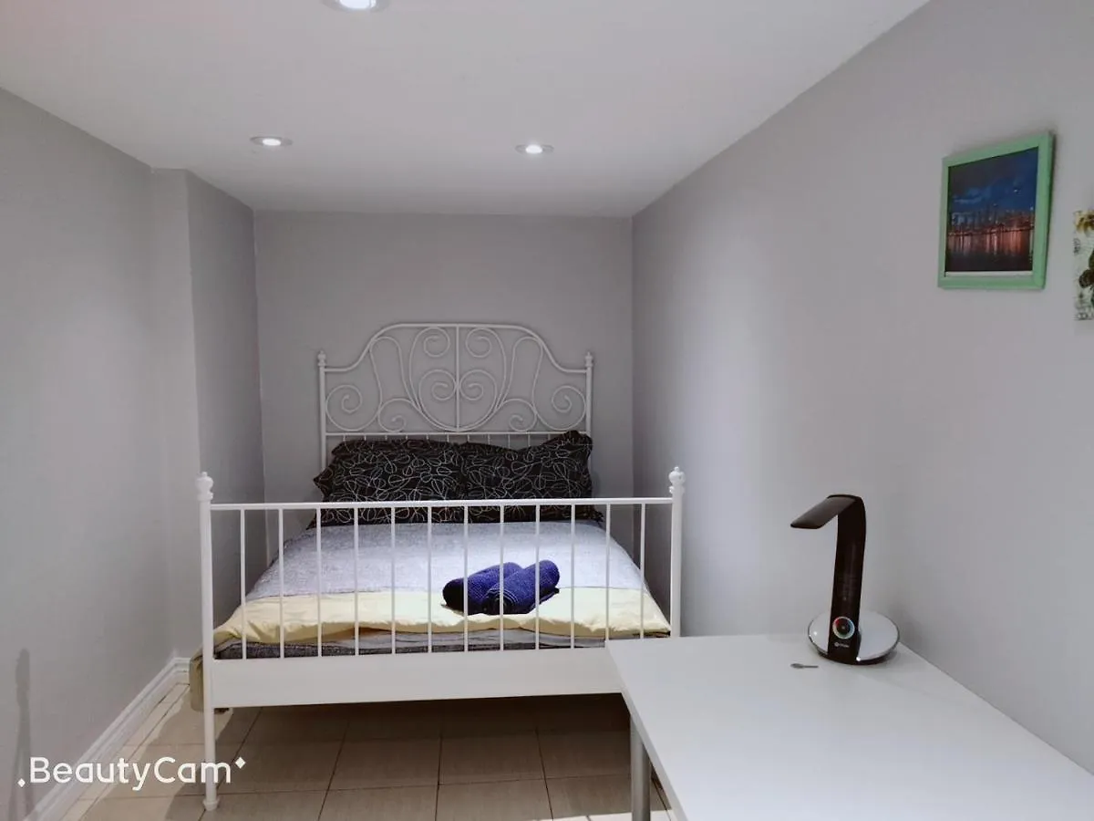Locarno Hostel Toronto Canada
